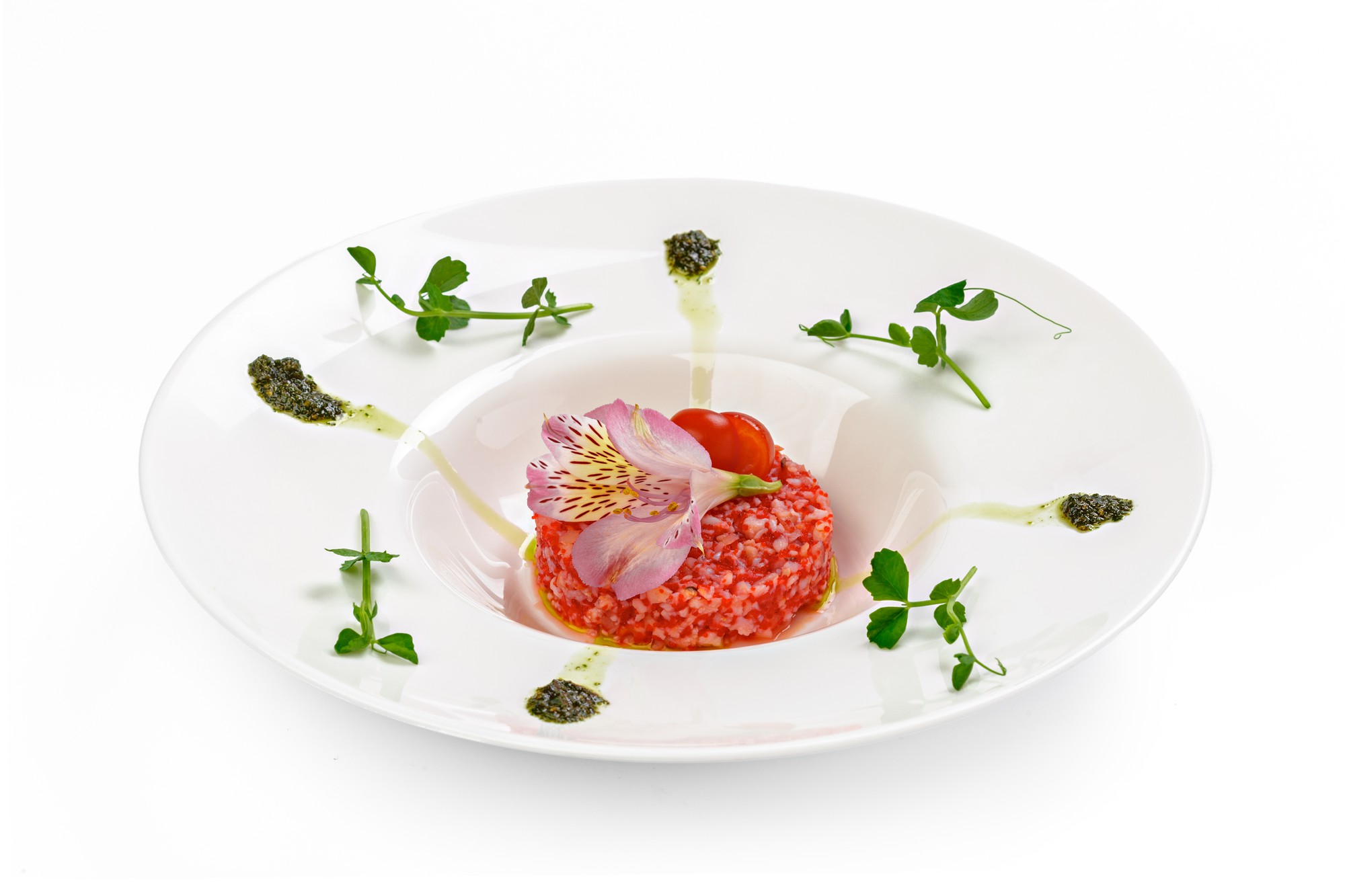 Piatto finito con decorazione delicata
